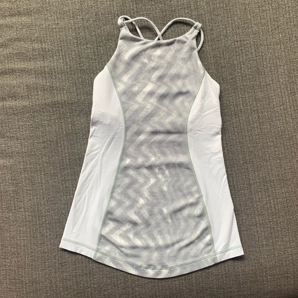 Lululemon high neck adjustable tank size 4